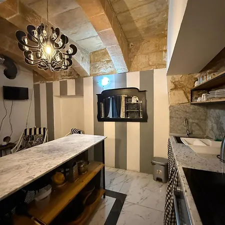 Marrone Apartment Valletta